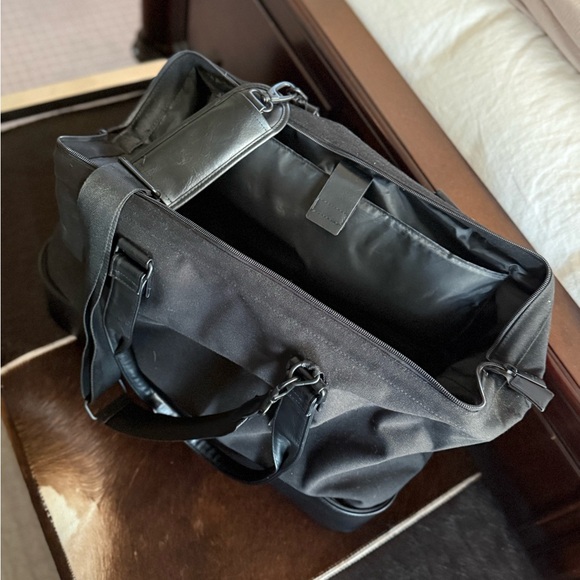 BEIS The Weekender in Black - Picture 5 of 7